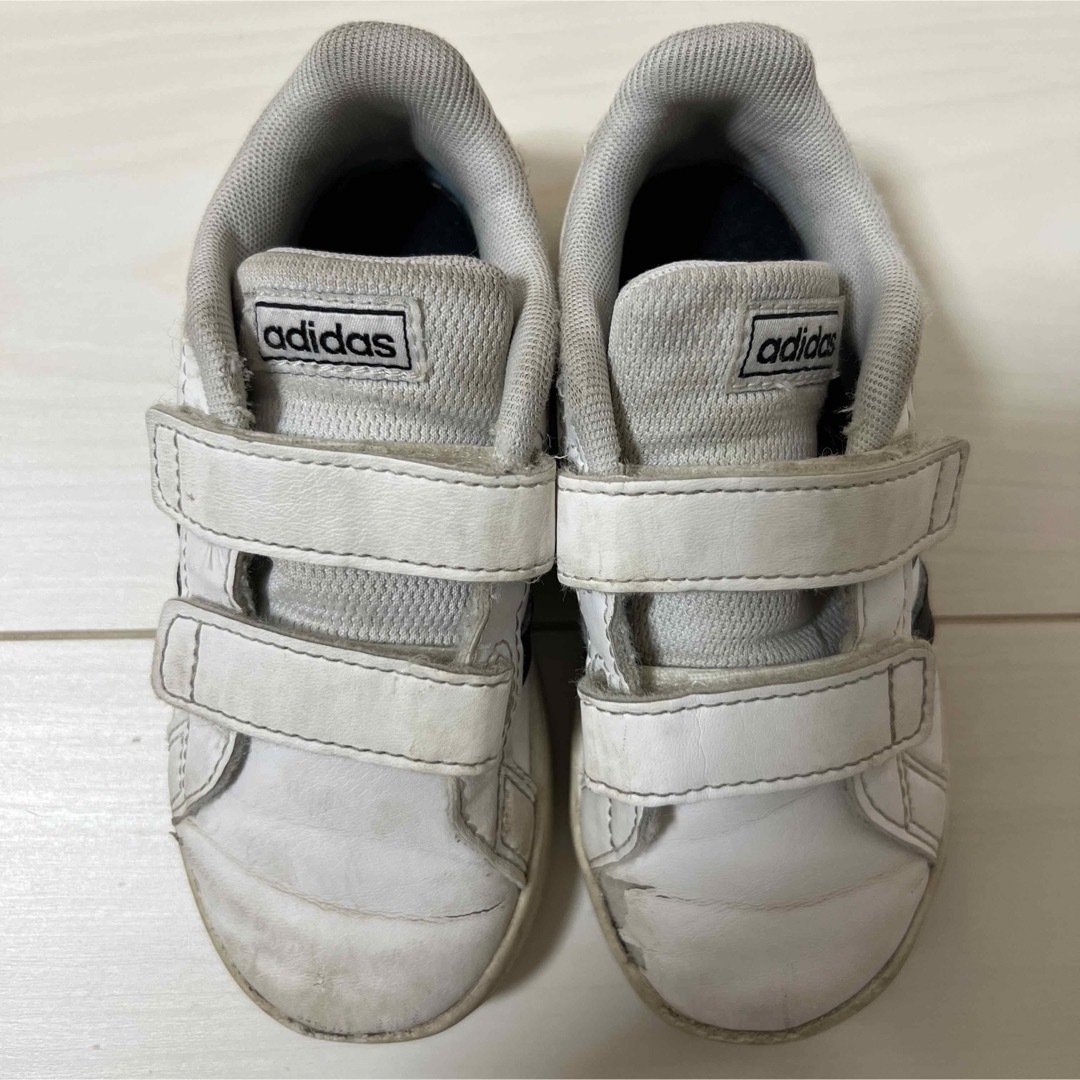 adidas(アディダス)のadidas♡スニーカー キッズ/ベビー/マタニティのキッズ靴/シューズ(15cm~)(スニーカー)の商品写真