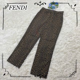 フェンディ パンツの通販 300点以上 | FENDIのレディースを買うならラクマ