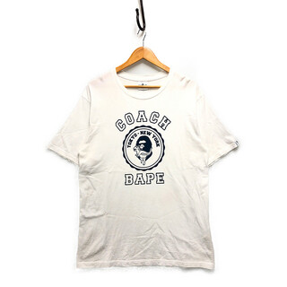 アベイシングエイプ(A BATHING APE)のBAPE エイプ×COACH コーチ College Tee カレッジ ロゴ プリント 半袖Ｔシャツ ホワイト サイズXL 正規品 / B4598(Tシャツ/カットソー(半袖/袖なし))