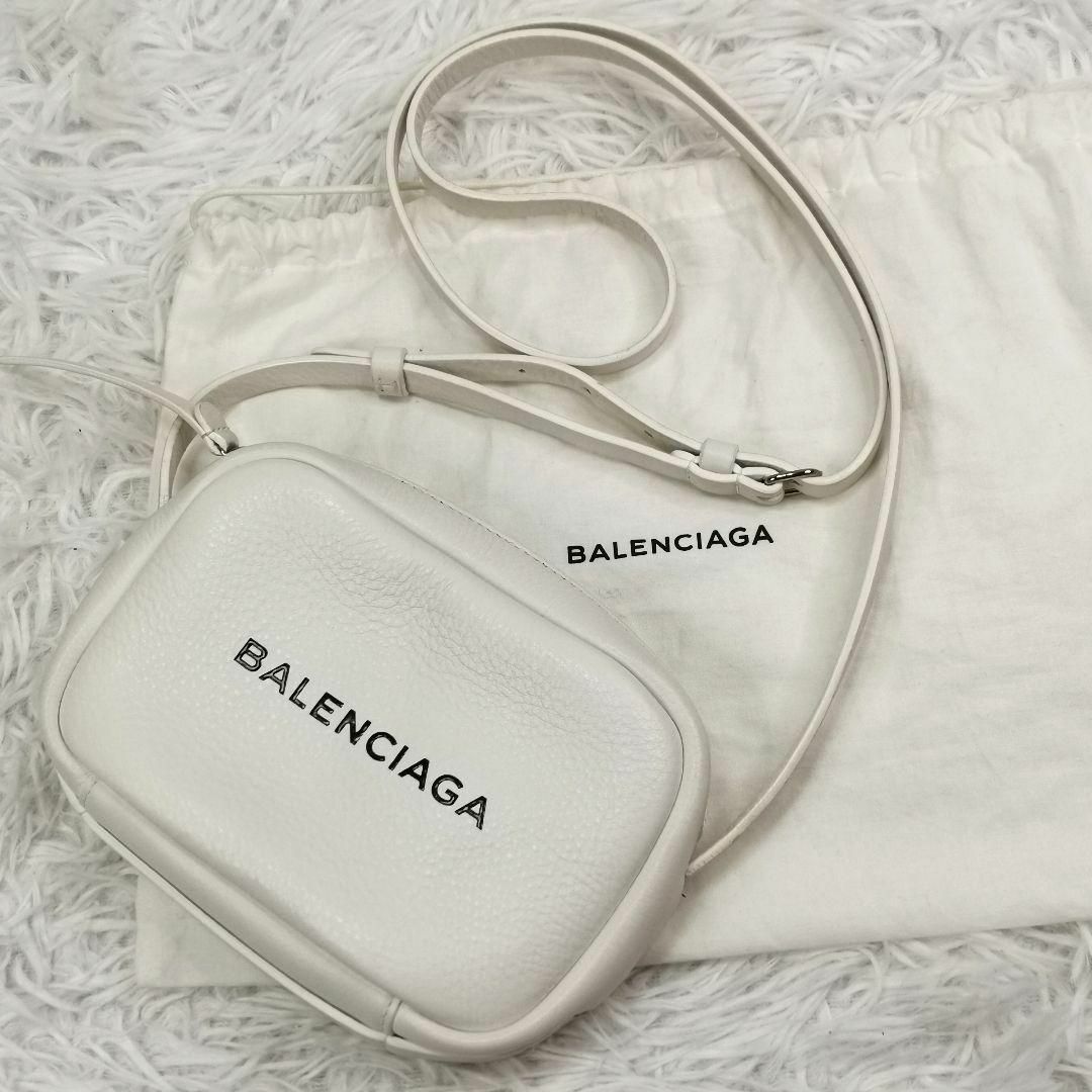 未使用級極美品◎BALENCIAGA エブリデイ カメラバッグ XS ショルダー | フリマアプリ ラクマ