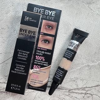 IT Cosmetics  bye bye under eye コンシーラー