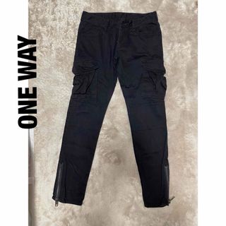 ワンウェイ(one*way)の【新品、未使用】ONE WAY  ワンウェイ　黒　カーゴパンツスキニーレディース(ワークパンツ/カーゴパンツ)