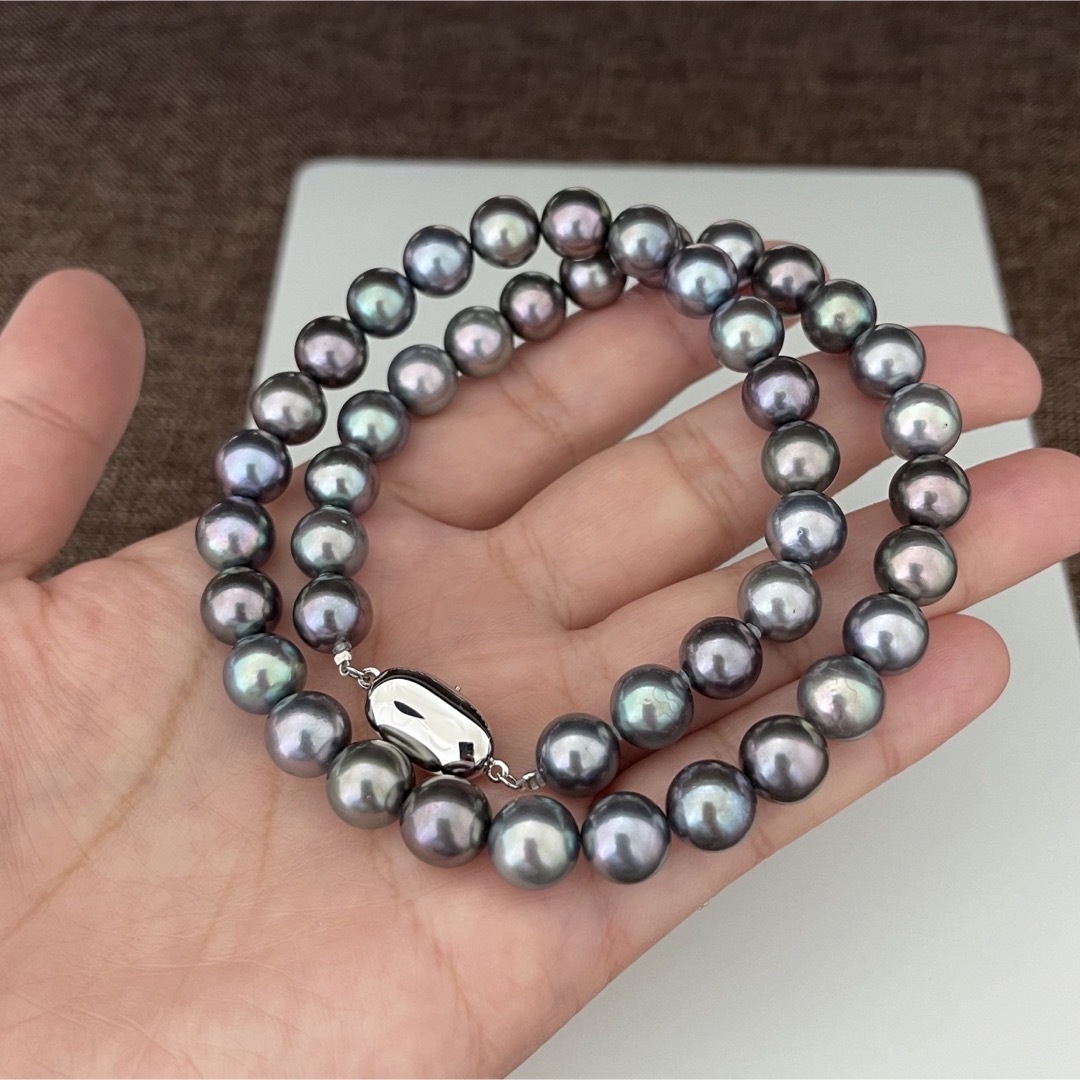 あこや真珠ネックレス9.0-9.5mmマルチカラー黒真珠ケース付き新品 レディースのアクセサリー(ネックレス)の商品写真