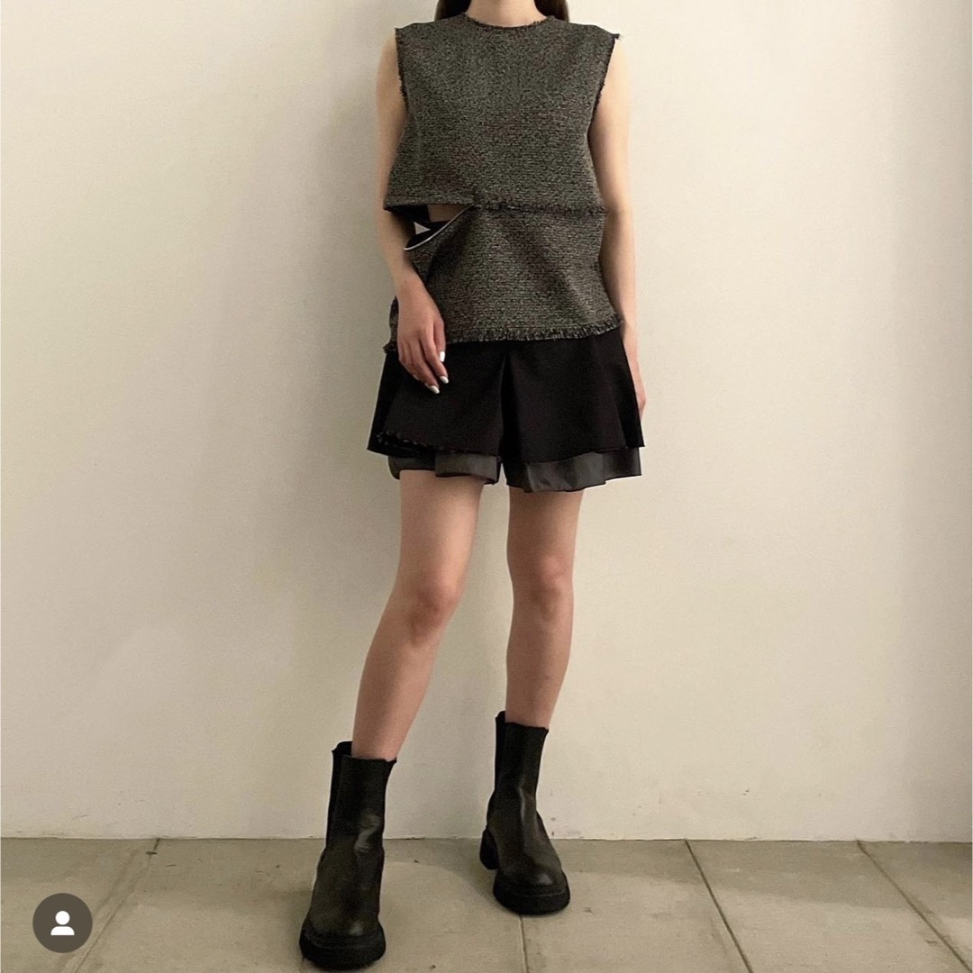 LE CIEL BLEU(ルシェルブルー)のtweed v waist wide pants,sleeveless top レディースのパンツ(カジュアルパンツ)の商品写真