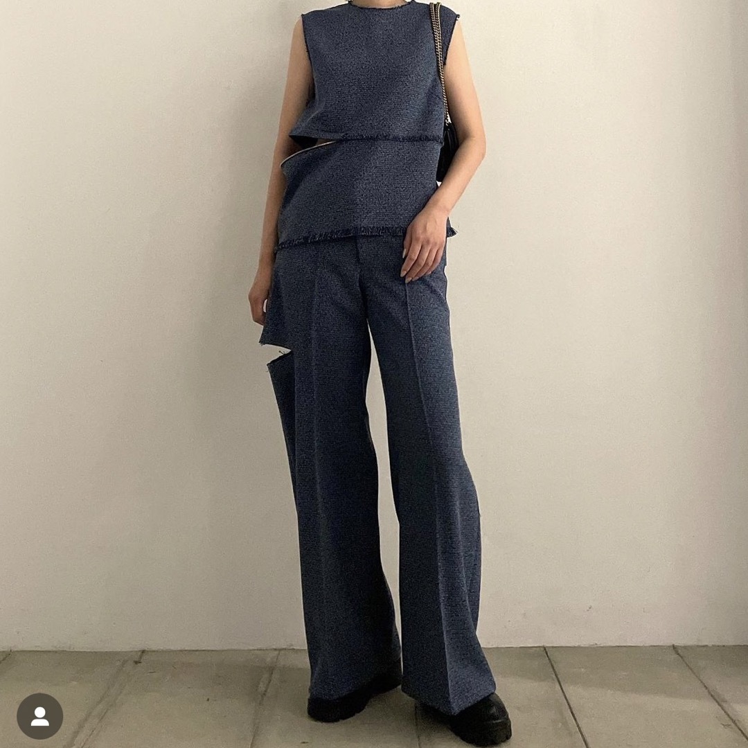 LE CIEL BLEU(ルシェルブルー)のtweed v waist wide pants,sleeveless top レディースのパンツ(カジュアルパンツ)の商品写真