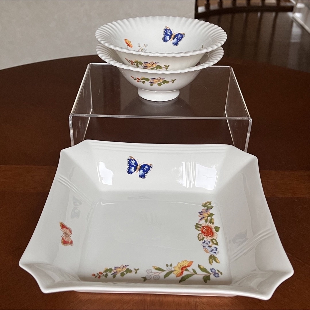 Aynsley China(エインズレイ)の【レア美品】エインズレイ★コテージガーデン★角皿と小鉢 インテリア/住まい/日用品のキッチン/食器(食器)の商品写真