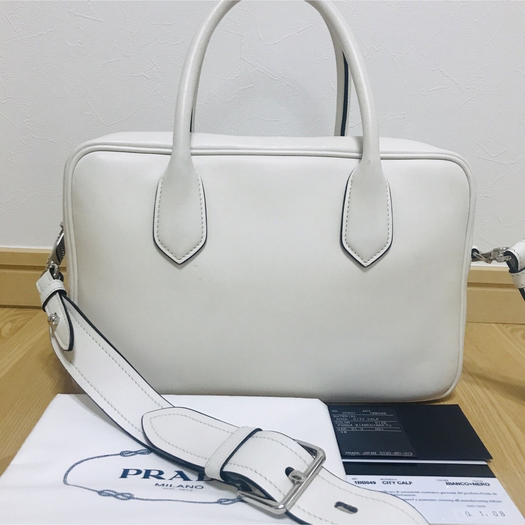 PRADA(プラダ)の 超美品 PRADA プラダ 2WAY ショルダーバッグ　ミニボストンバッグ　 レディースのバッグ(ショルダーバッグ)の商品写真