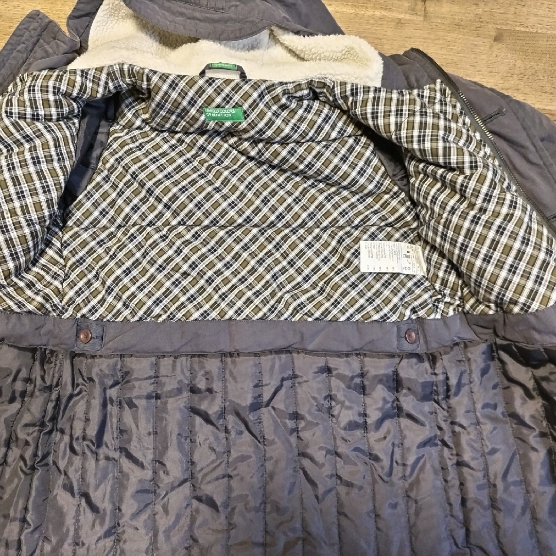 BENETTON(ベネトン)のベネトン　キッズコート　120サイズ キッズ/ベビー/マタニティのキッズ服男の子用(90cm~)(コート)の商品写真