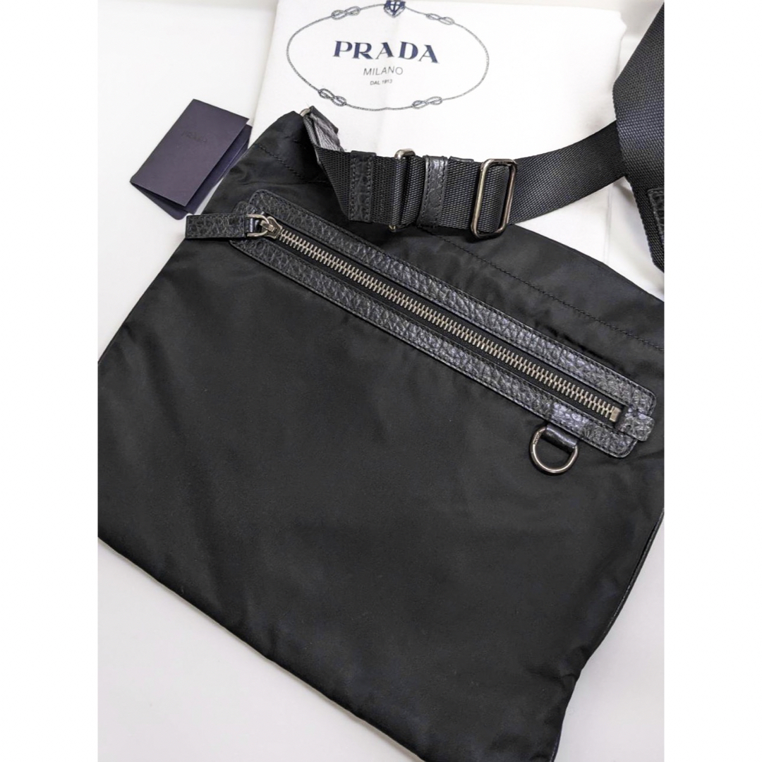 PRADA(プラダ)のPRADA❤️超美品❤️斜め掛けクロスボディショルダー黒ネロレザー部分使い レディースのバッグ(ショルダーバッグ)の商品写真