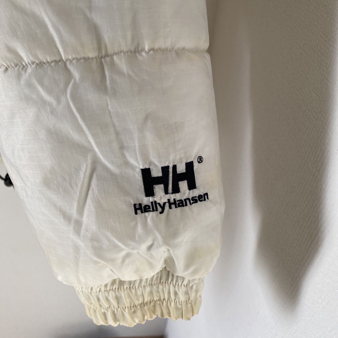 HELLY HANSEN(ヘリーハンセン)のHellyHansenヘリーハンセンダウンジャケットアウターリバーシブル白黒長袖 メンズのジャケット/アウター(ダウンジャケット)の商品写真