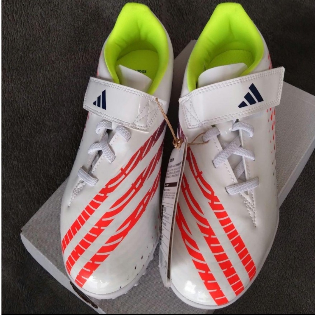 新品★アディダス サッカー プレデターエッジ シューズ ジュニア 23cm