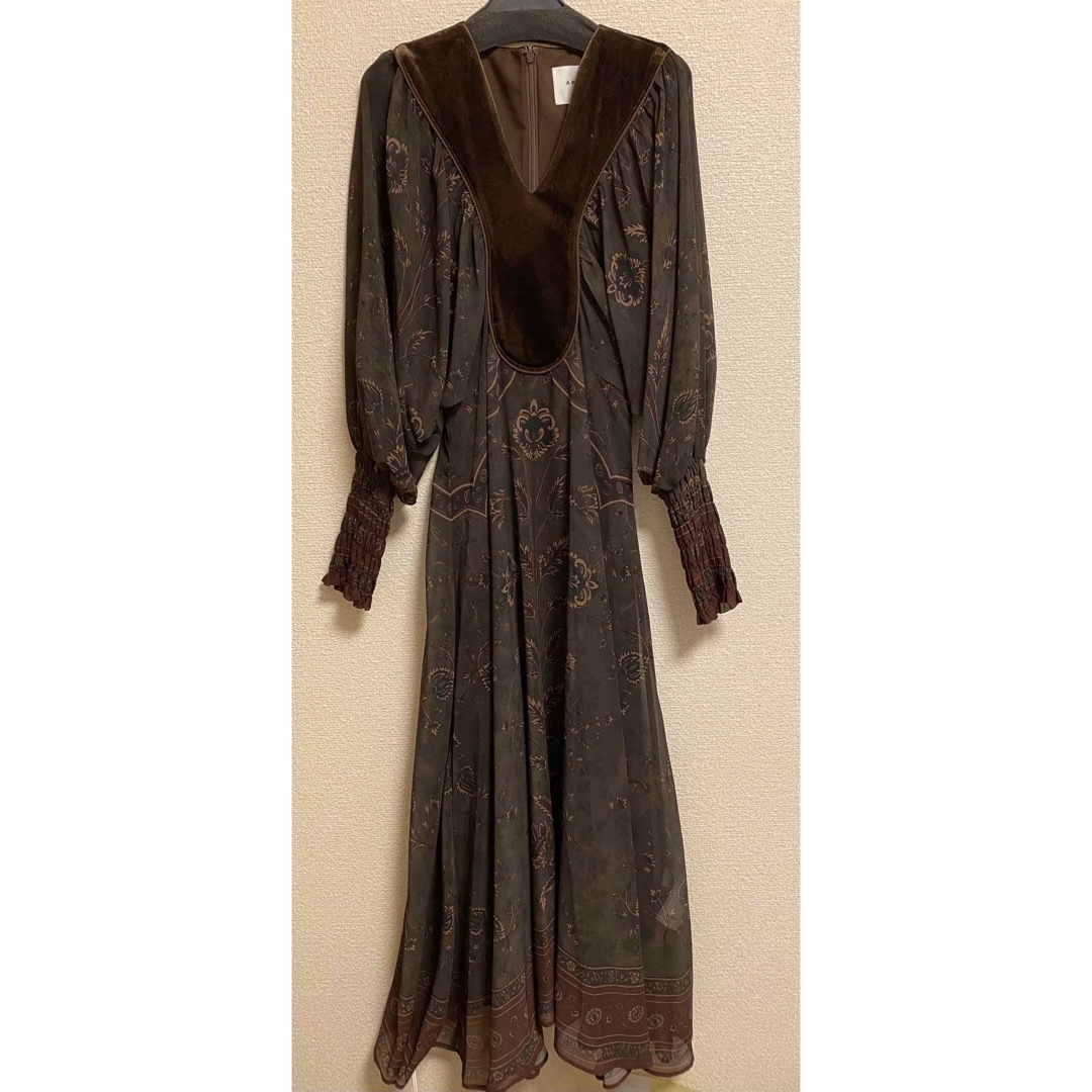 AMERI VELOUR DOCKING SCARF DRESS