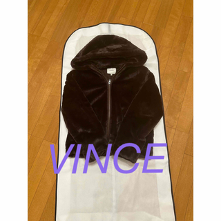ビンス(Vince)のVINCエコファージャケット袖リブもあって暖かいパンツにもスカートにもセール中(毛皮/ファーコート)