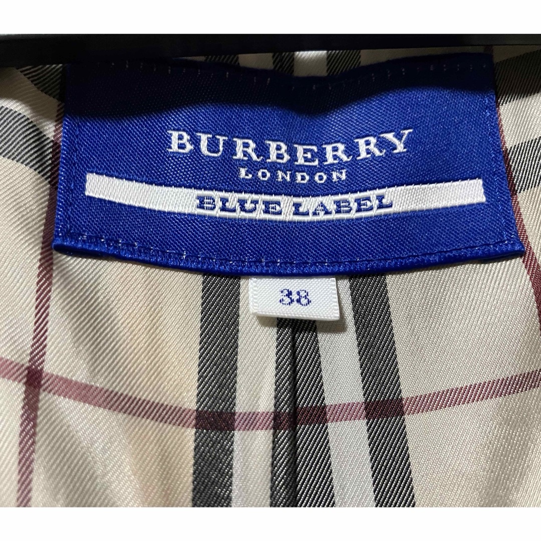 BURBERRY BLUE LABEL(バーバリーブルーレーベル)の難あり　バーバリーブルーレーベル　フード付きウールショートーコート　ノバチェック レディースのジャケット/アウター(ロングコート)の商品写真