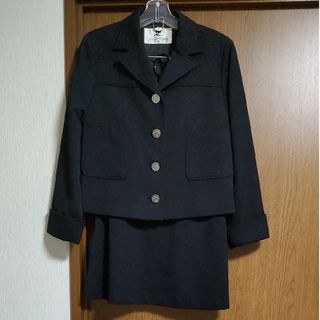 クレージュ(Courreges)のクレージュ　スーツ　黒　サイズ9号(スーツ)