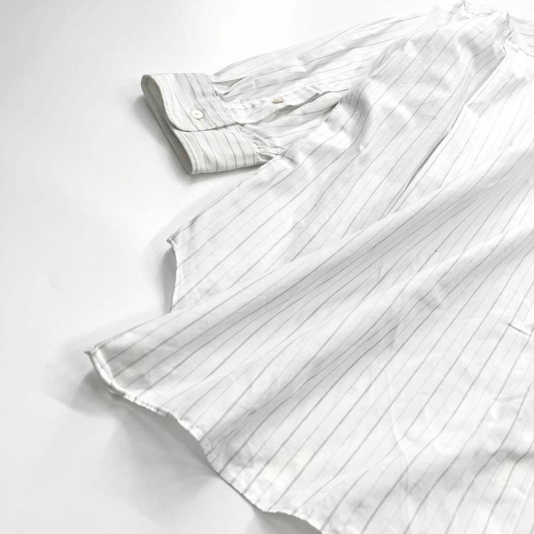ISSEY MIYAKE(イッセイミヤケ)の【極美品】イッセイミヤケ　ドレスシャツ　 ワイシャツ　ホワイト　ストライプ　L メンズのトップス(シャツ)の商品写真