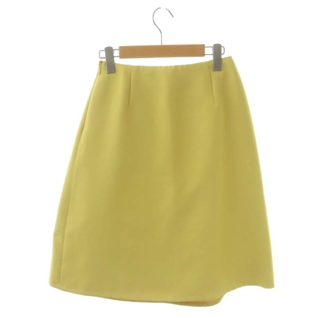 TOMORROWLAND(トゥモローランド)のトゥモローランド タック フレアスカート ひざ丈 32 黄色 レディースのスカート(ひざ丈スカート)の商品写真