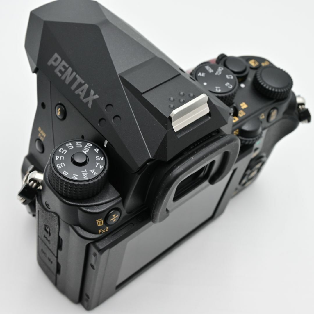 ペンタックス　PENTAX KP J limited Black & Gold スマホ/家電/カメラのカメラ(デジタル一眼)の商品写真