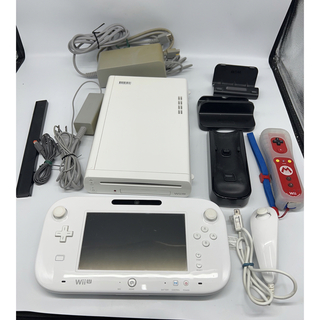 ウィー(Wii)の中古Nintendo Wii wup-001 ホワイト(家庭用ゲーム機本体)