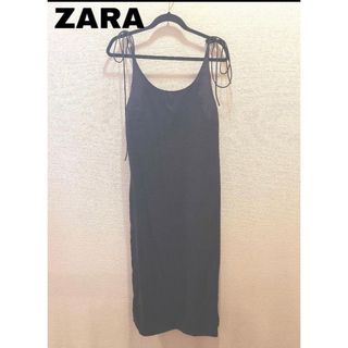 ザラ(ZARA)のZARA ザラ　キャミソール　ワンピース　ブラック　肩紐　スリット(ロングワンピース/マキシワンピース)