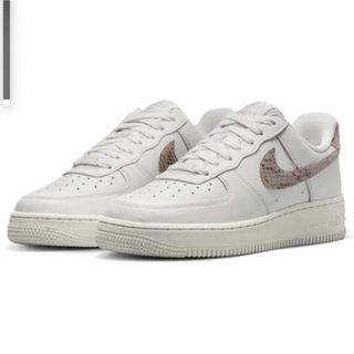 ナイキ(NIKE)のNIKE WMNS AIR FORCE 1 PHANTOM エア フォース 1 (スニーカー)