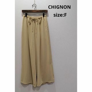 CHIGNON シニヨン サイドスリット ワイドパンツ レディース F ボトムス(カジュアルパンツ)