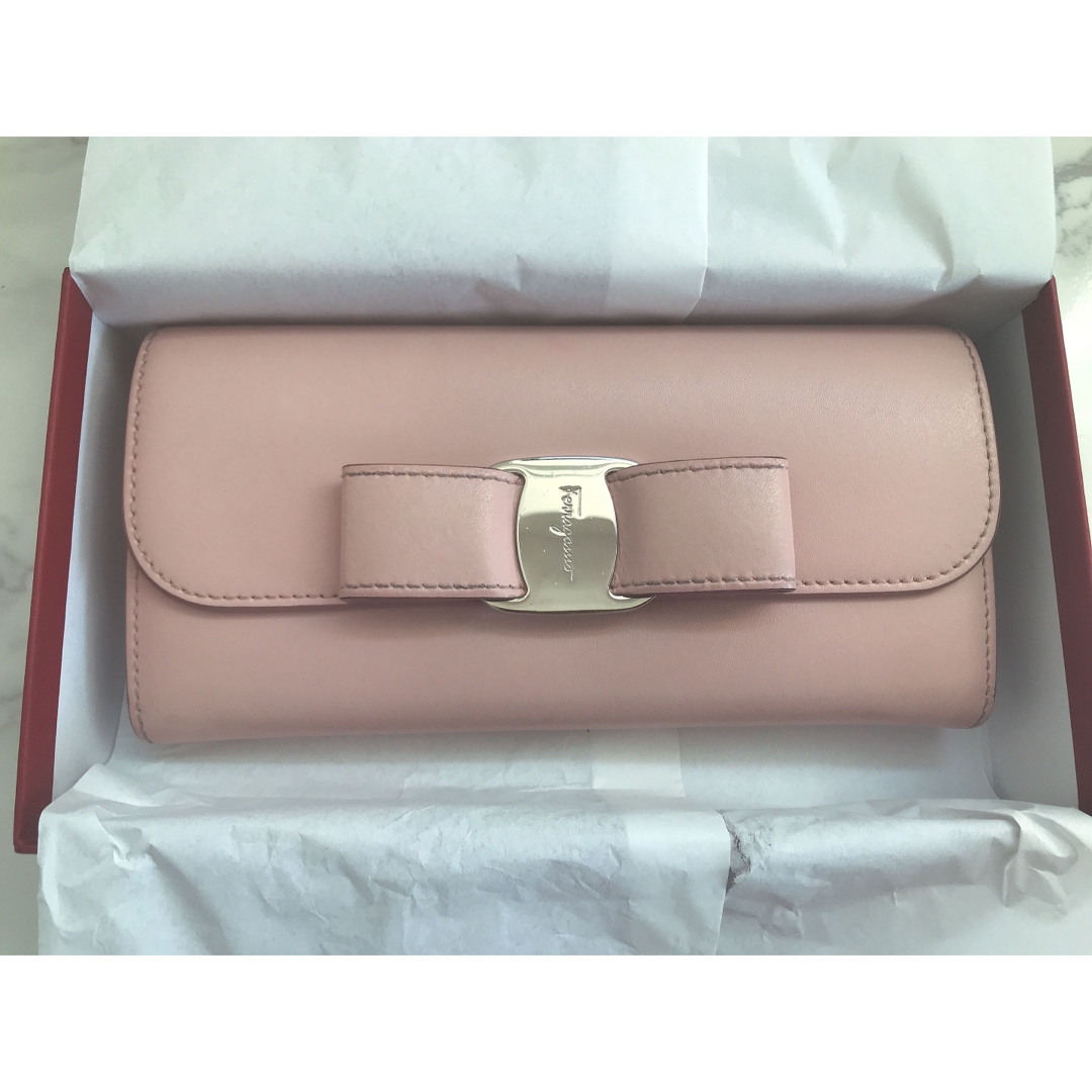 美品♡ Ferragamoフェラガモ ウォレット リボン 長財布