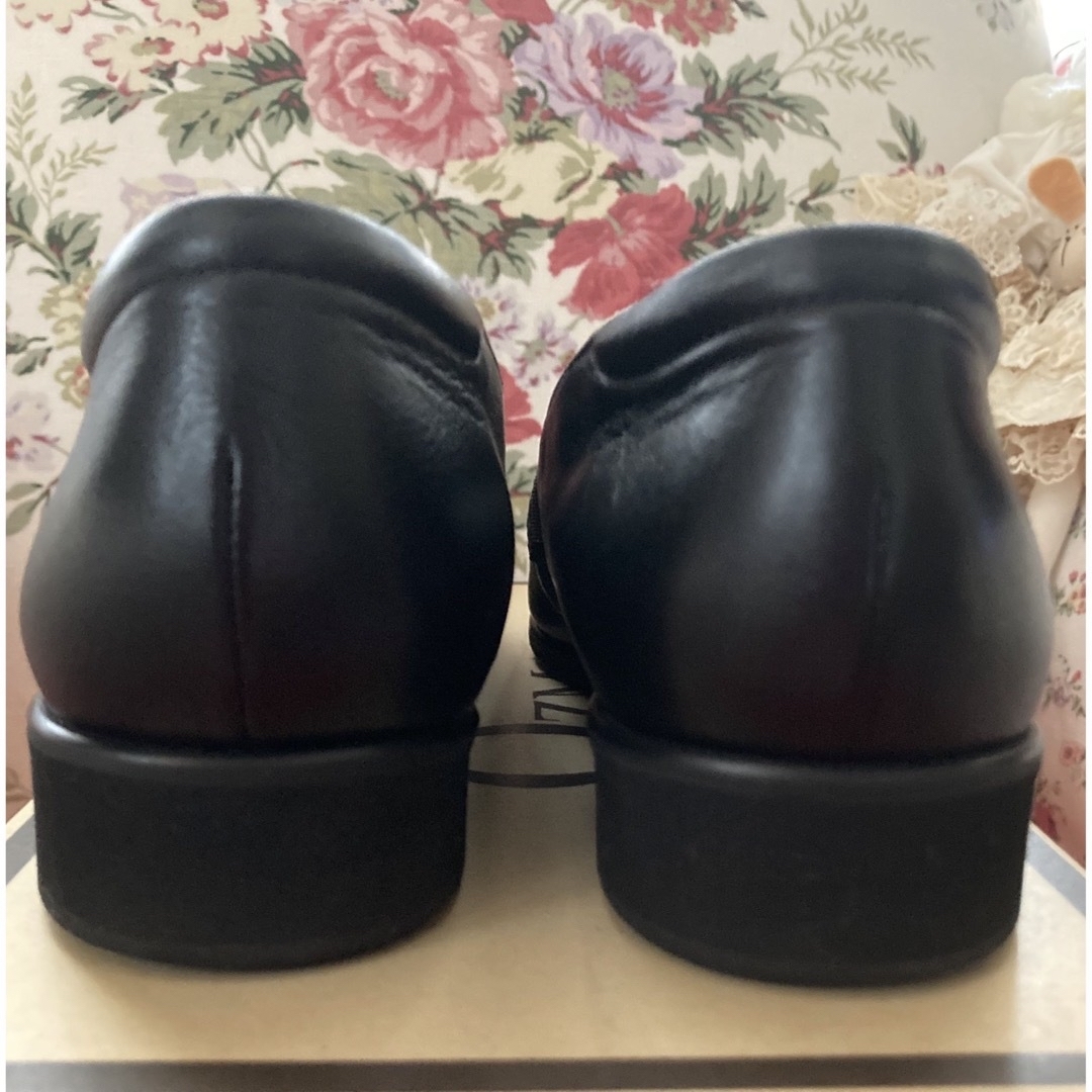 最終価格‼️✨極美品✨Atelier アトリエ オシャレなブラック☆22.5.☆ レディースの靴/シューズ(ローファー/革靴)の商品写真