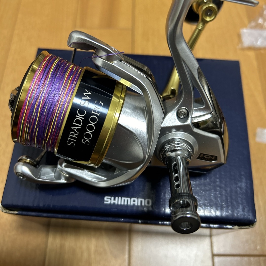 SHIMANO(シマノ)のシマノ リール 18 ストラディック SW 5000PG スポーツ/アウトドアのフィッシング(リール)の商品写真