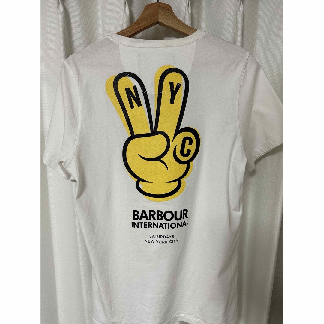 Saturdays NYC(サタデーズニューヨークシティ)のサタデーズサーフニューヨークシティ　BARBOURコラボTシャツ　Sサイズ メンズのトップス(Tシャツ/カットソー(半袖/袖なし))の商品写真