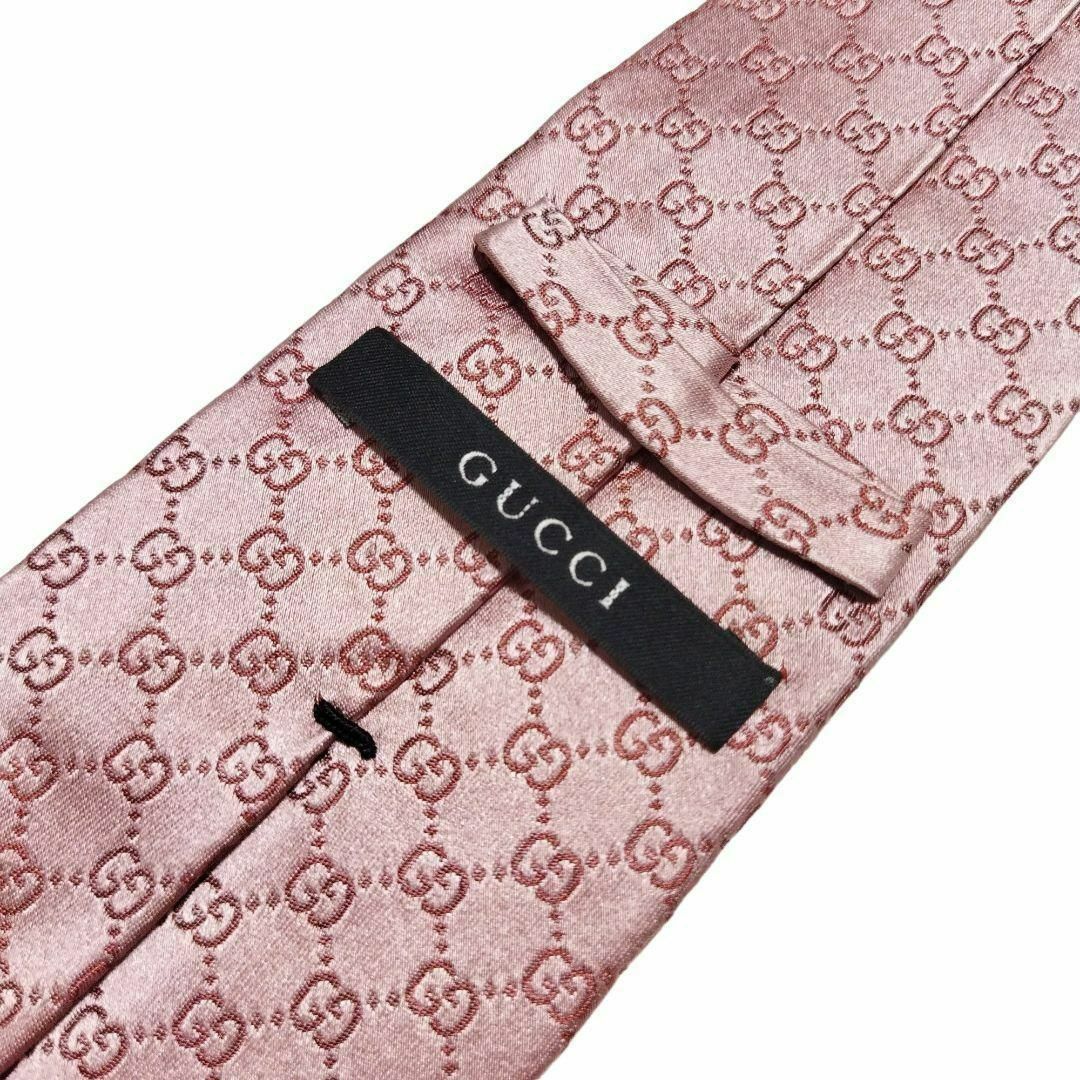 Gucci - 【美品】グッチ ネクタイ ピンク GGチェーン柄 光沢 高級