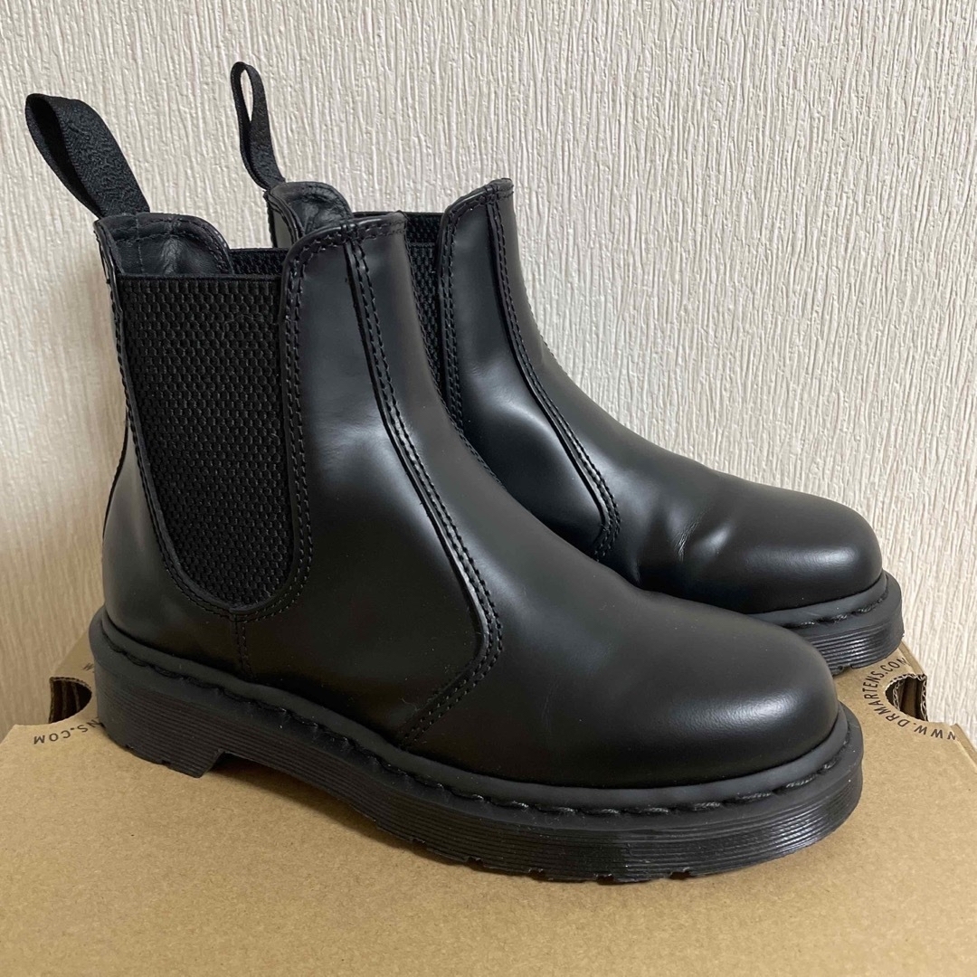 Dr.Martens(ドクターマーチン)のMONO 2976 チェルシーブーツ　UK3 ブラック　ワックス＋ブラシ付き レディースの靴/シューズ(ブーツ)の商品写真