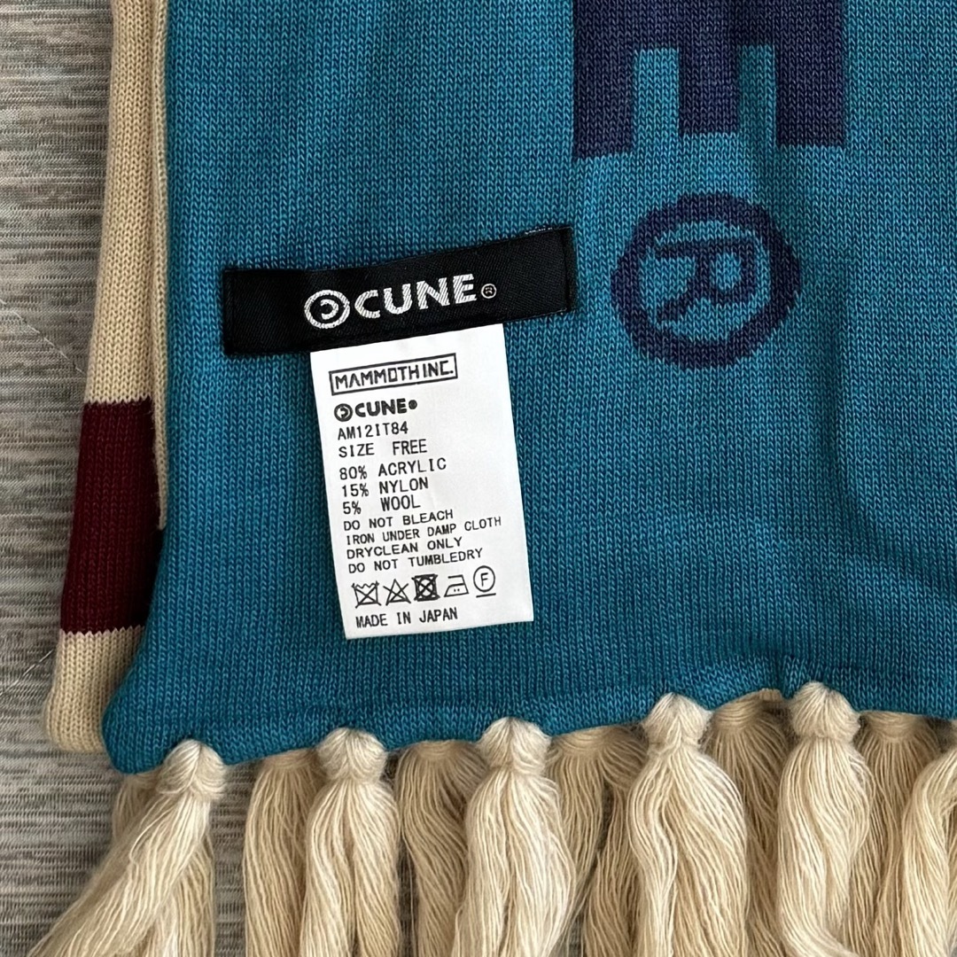 CUNE(キューン)の【中古美品】CUNE マフラー メンズのファッション小物(マフラー)の商品写真