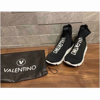 ヴァレンティノ ブーツの通販 300点以上 | VALENTINOを買うならラクマ