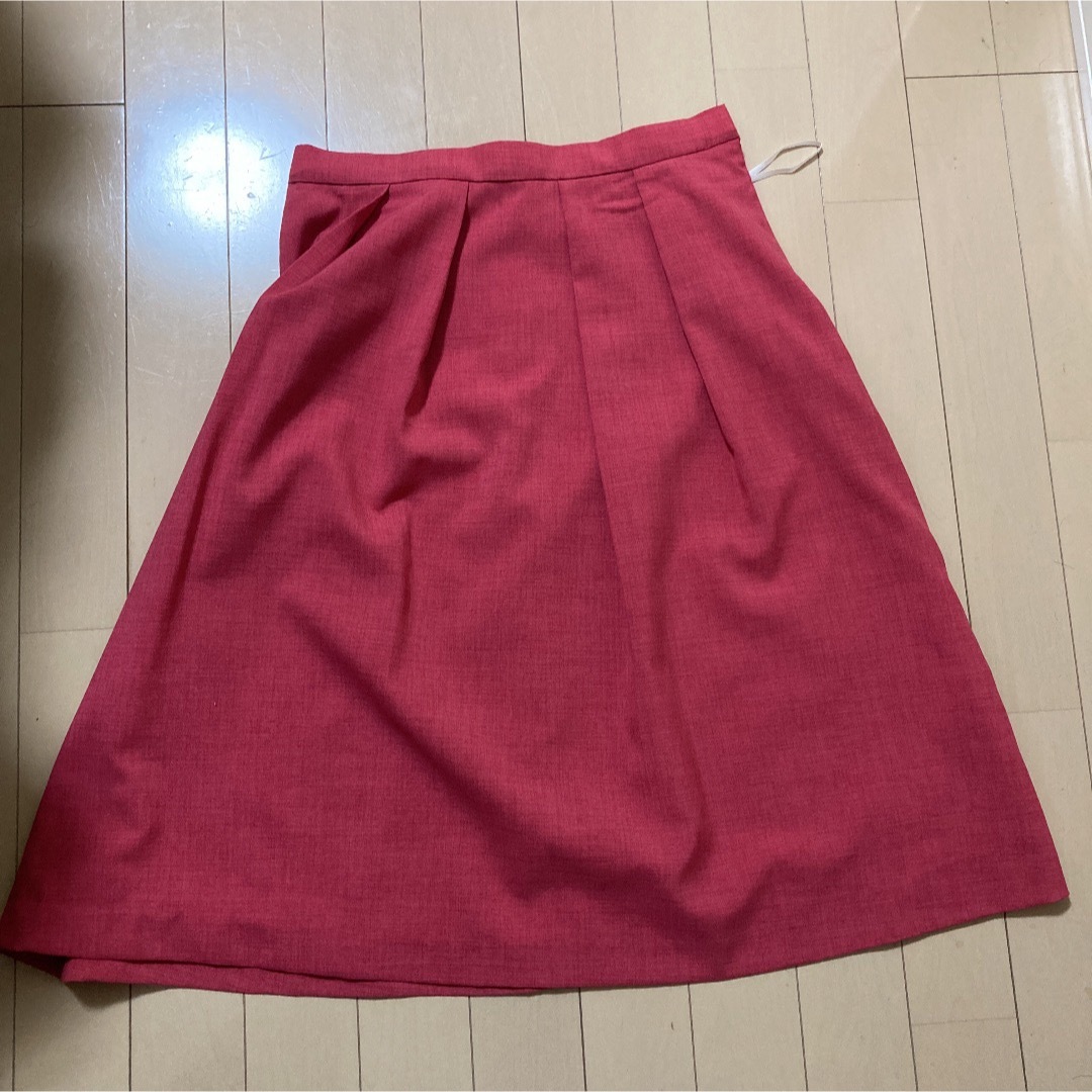 SOUP(スープ)のSOUP ひざ丈ピンクスカート レディースのスカート(ひざ丈スカート)の商品写真