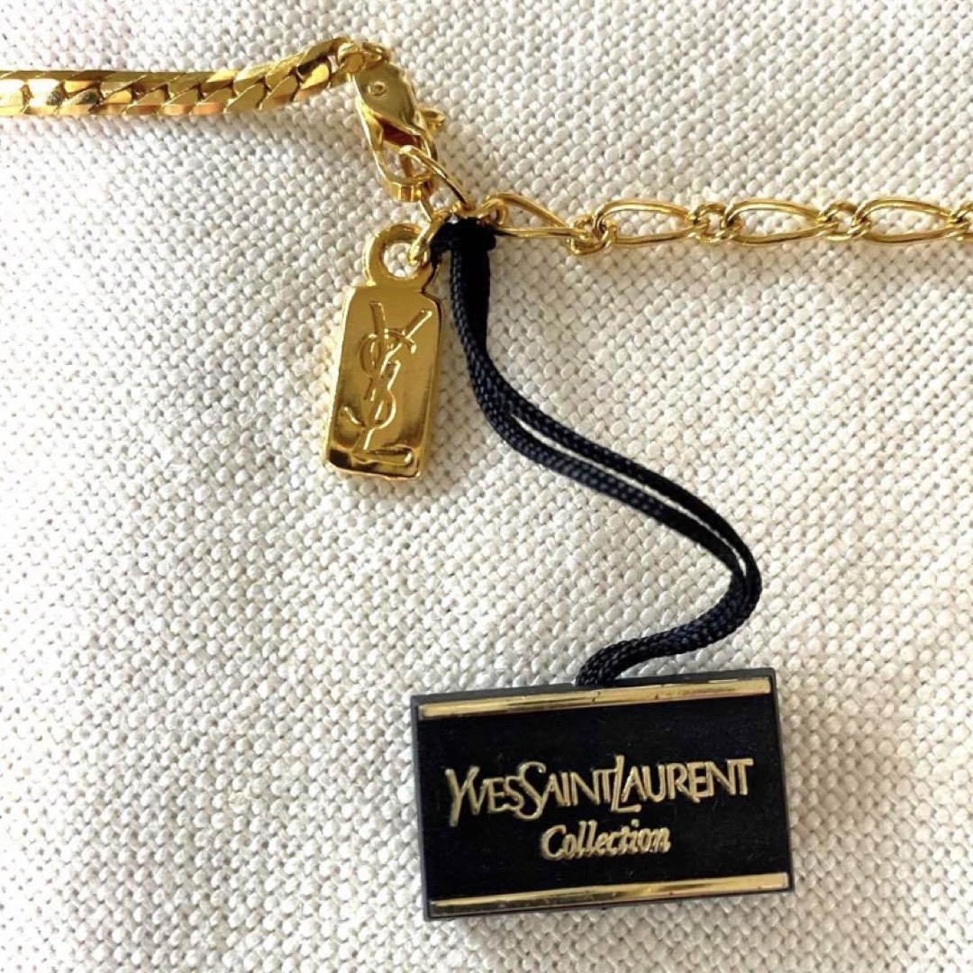 Yves Saint Laurent(イヴサンローラン)の未使用　Yves Saint Laurent  イヴサンローラン　ネックレス レディースのアクセサリー(ネックレス)の商品写真