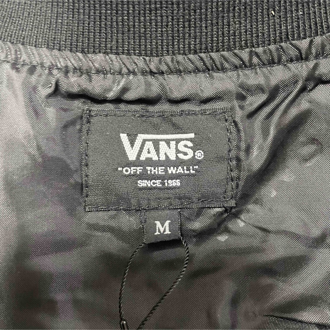 VANS(ヴァンズ)の【未使用・タグ付き】VANS  ブルゾン　ジャケット　刺繍　虎　ドクロ　黒　M メンズのジャケット/アウター(ブルゾン)の商品写真