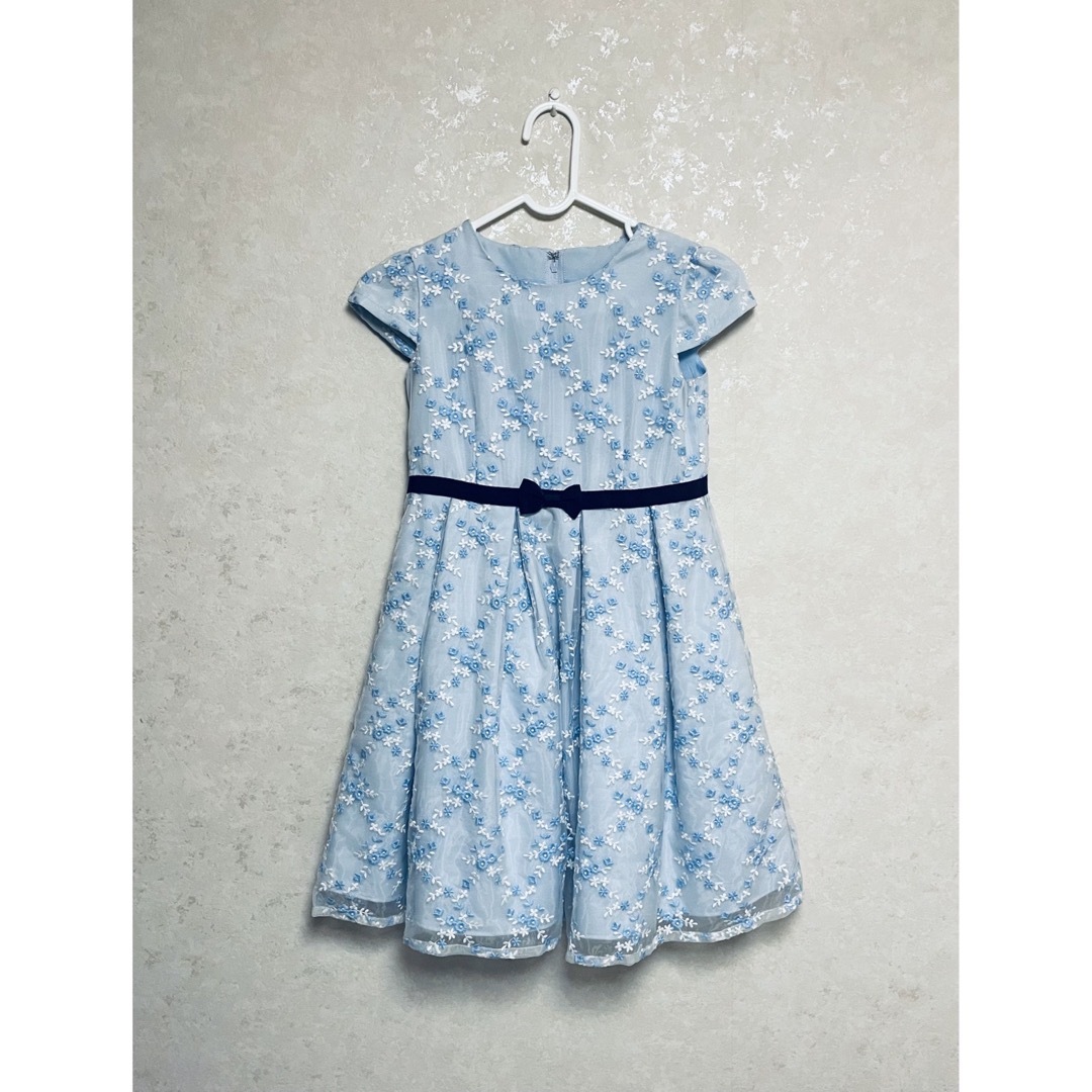 BEAMS DESIGN(ビームスデザイン)のフォーマルウエアBEAMSデザイン130 キッズ/ベビー/マタニティのキッズ服女の子用(90cm~)(ドレス/フォーマル)の商品写真