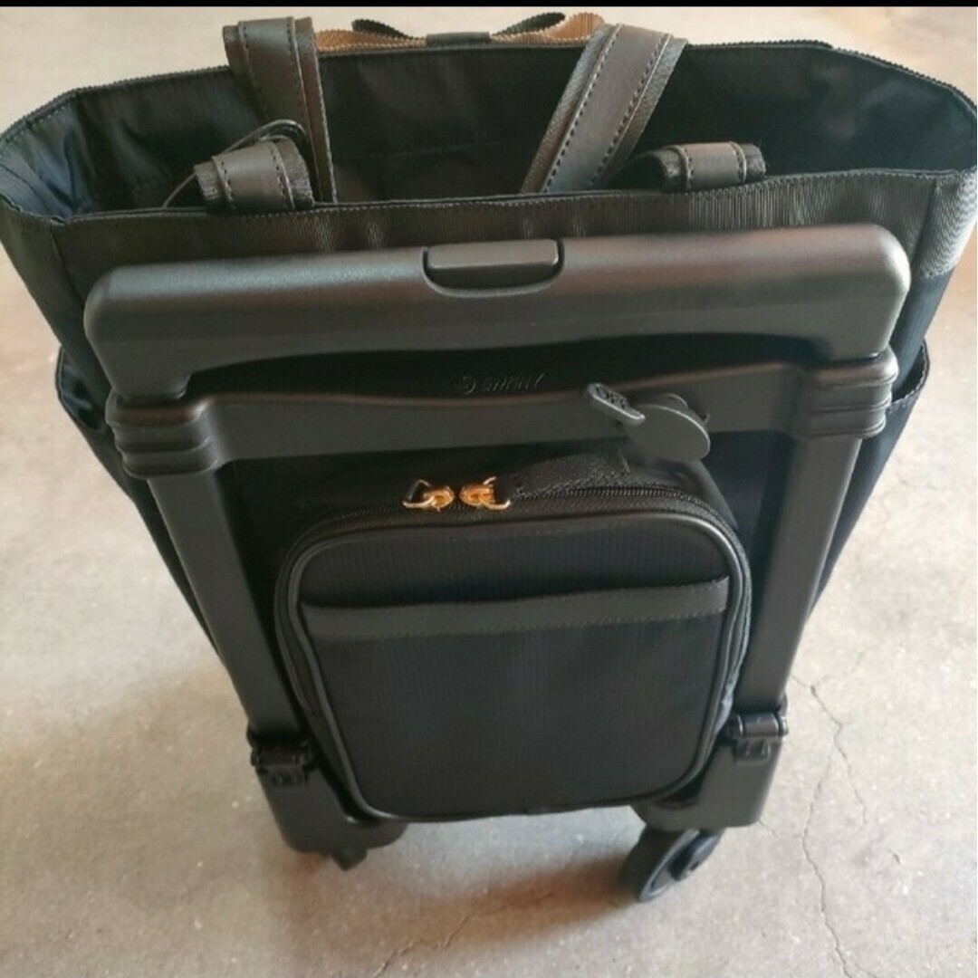 SWANY(スワニー)のルバンドⅢ（75mmT2ｷｬｽﾀｰ・4輪ｽﾄｯﾊﾟｰ）　m18 BK レディースのバッグ(スーツケース/キャリーバッグ)の商品写真