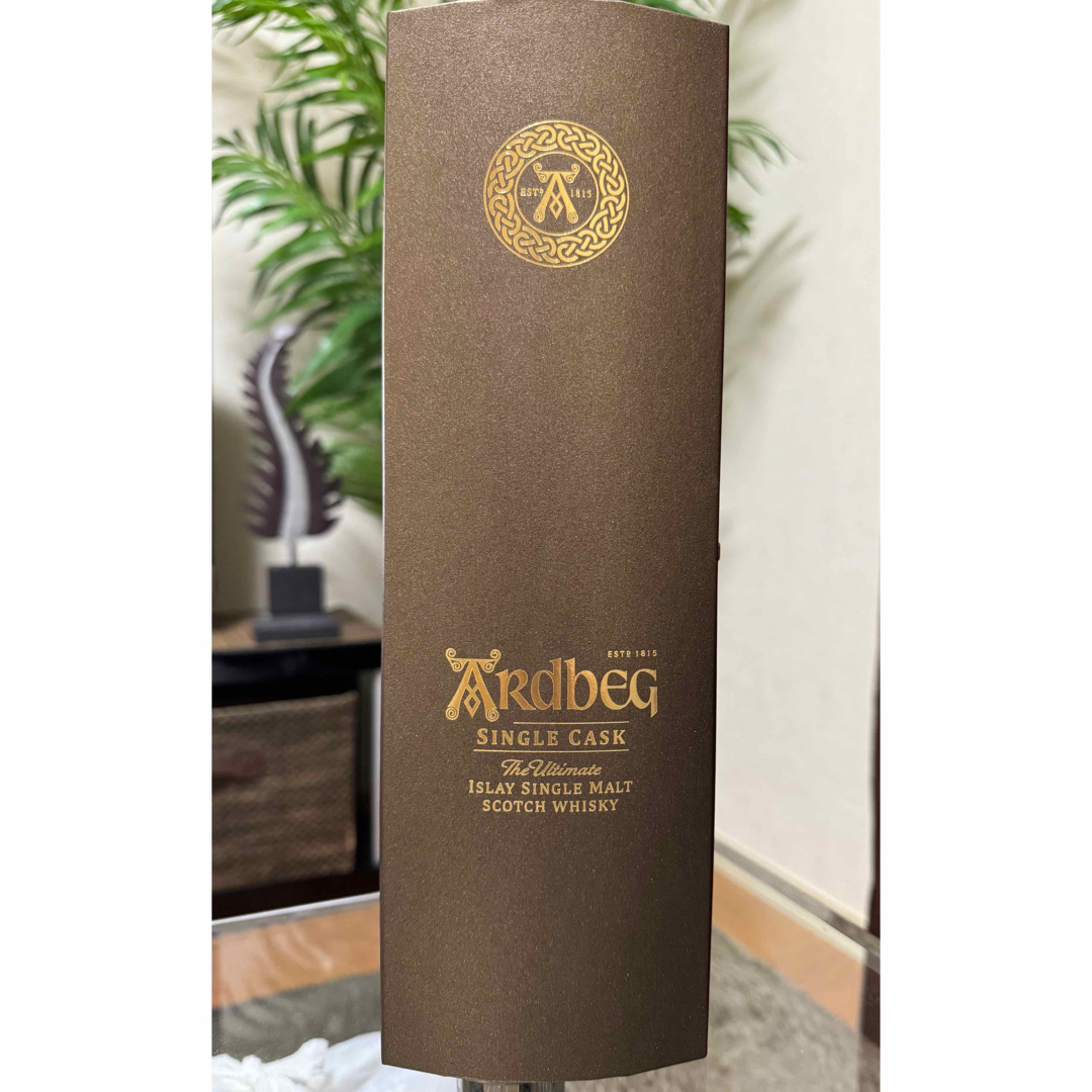 アードベッグ蒸留所(アードベッグジョウリュウジョ)の【限定本数233本】ARDBEG アードベッグ シングルカスク No.3075 食品/飲料/酒の酒(ウイスキー)の商品写真