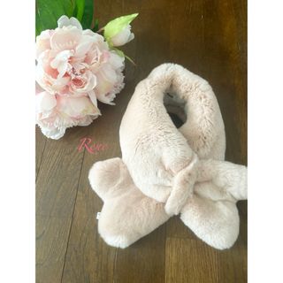 René(マフラー/ショール)のフリマアイテム一覧 René(マフラー/ショール)のフリマアイテム一覧