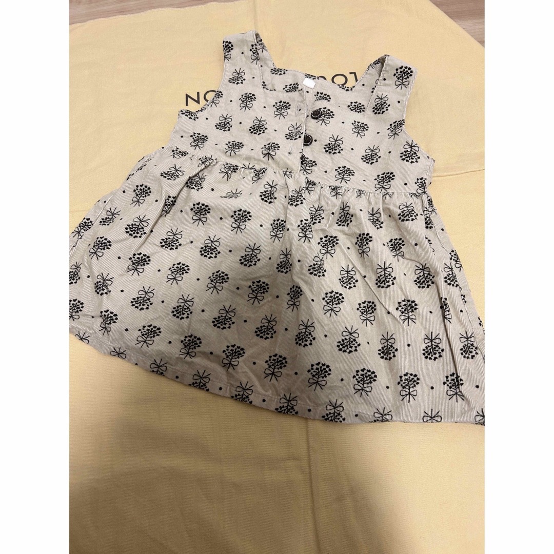 90㎝　ワンピース　女の子　花柄 キッズ/ベビー/マタニティのキッズ服女の子用(90cm~)(ワンピース)の商品写真