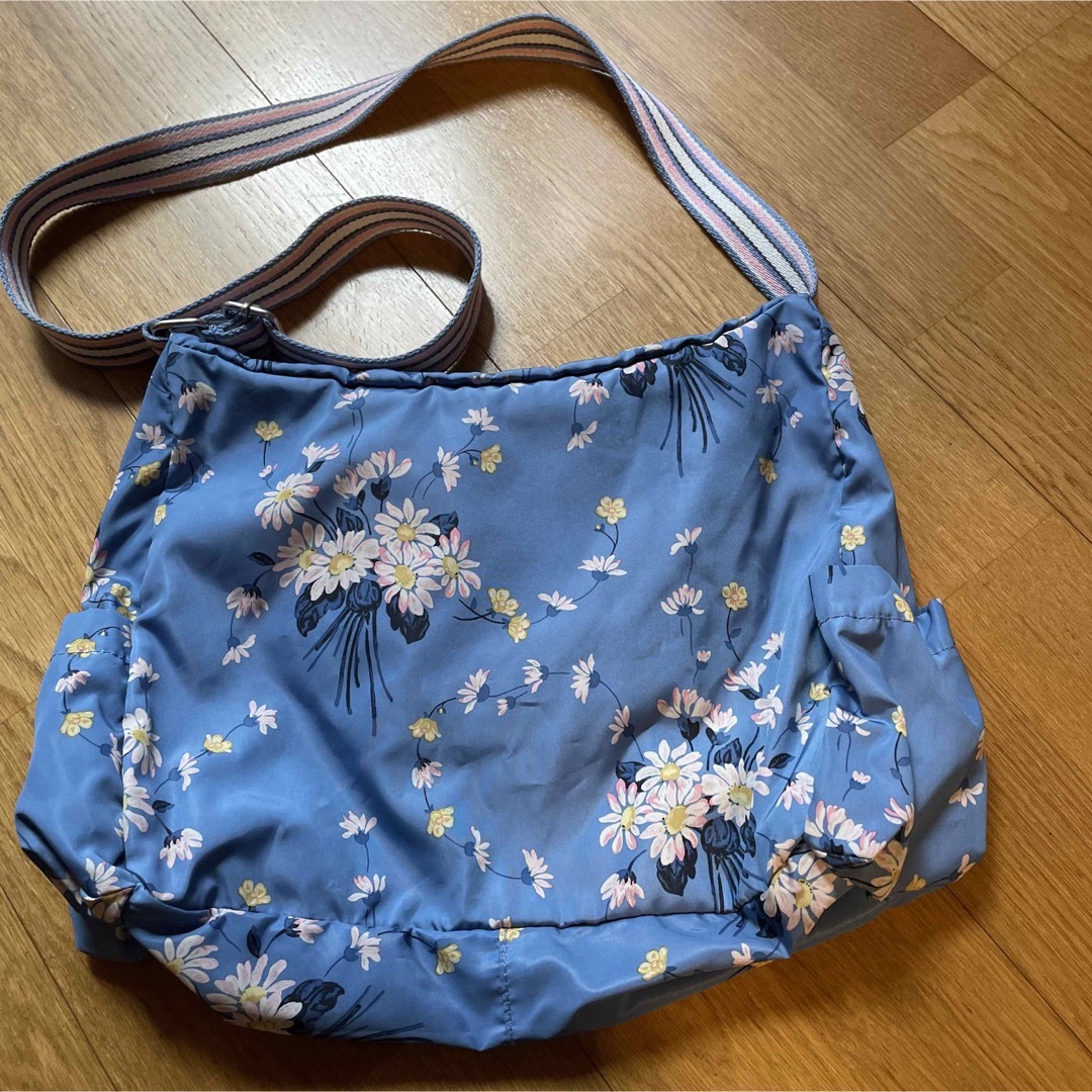 Cath Kidston - キャスキッドソン 折りたたみ式ショルダーバッグ Cath Kidston - キャスキッドソン 折りたたみ式ショルダーバッグ
