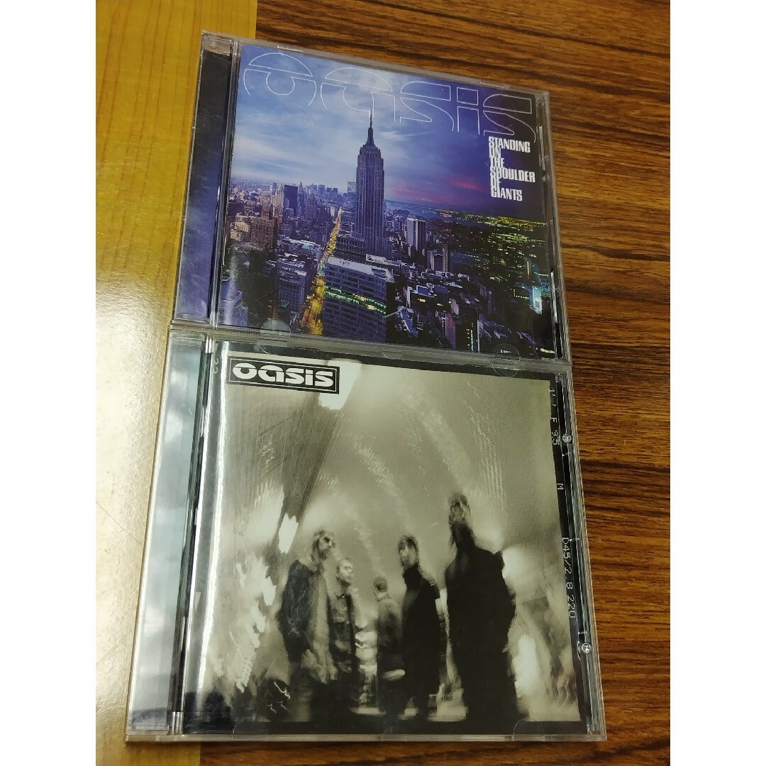 オアシス　CD２枚組　Oasis　洋楽　オリジナルアルバム　匿名配送 エンタメ/ホビーのCD(ポップス/ロック(洋楽))の商品写真