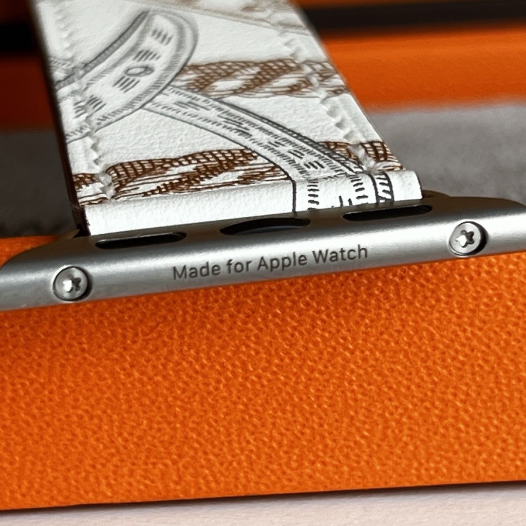 Hermes(エルメス)のApple Watch エルメス ドゥブルトゥール　ストラップHERMES メンズの時計(レザーベルト)の商品写真