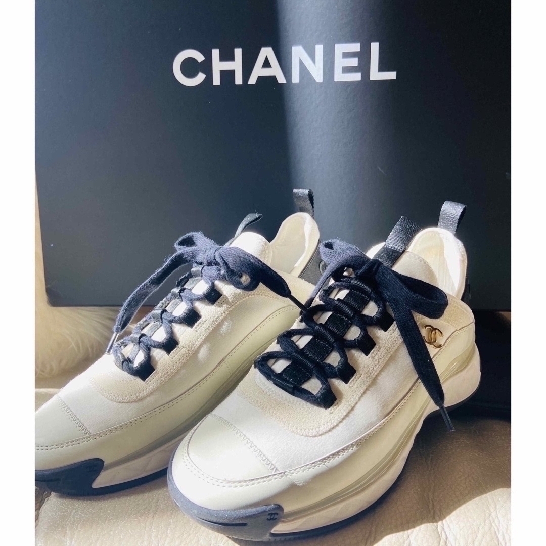 CHANEL シャネル　スニーカー　美品　103000円→58000円