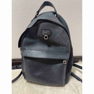 【美品】FURLA ネイビー ミニ リュック B5 レザー