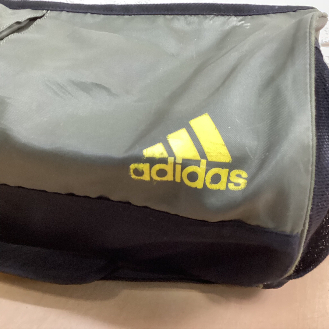 adidas(アディダス)のadidas メンズ ボストンバック スポーツバッグ 傷、汚れあり(W-43)  メンズのバッグ(ボストンバッグ)の商品写真