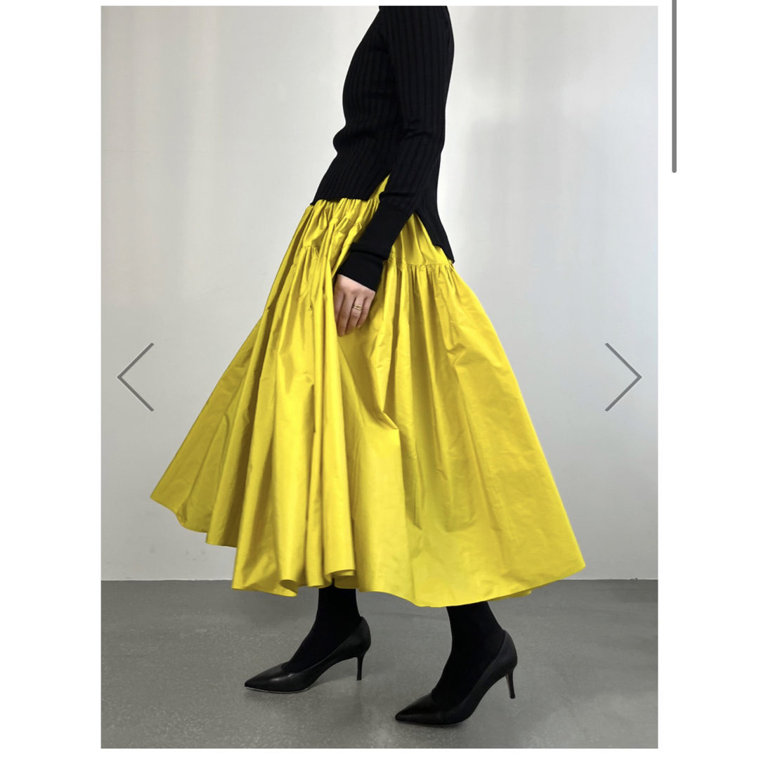 タグ付新品 SHE TOKYO Eleanor yellow 34(34-36) レディースのスカート(ロングスカート)の商品写真