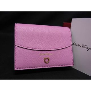 サルヴァトーレフェラガモ(Salvatore Ferragamo)の■新品■未使用■ Salvatore Ferragamo フェラガモ 220260 ガンチーニ レザー 二つ折り 財布 ウォレット レディース ピンク系 AT0627 (財布)